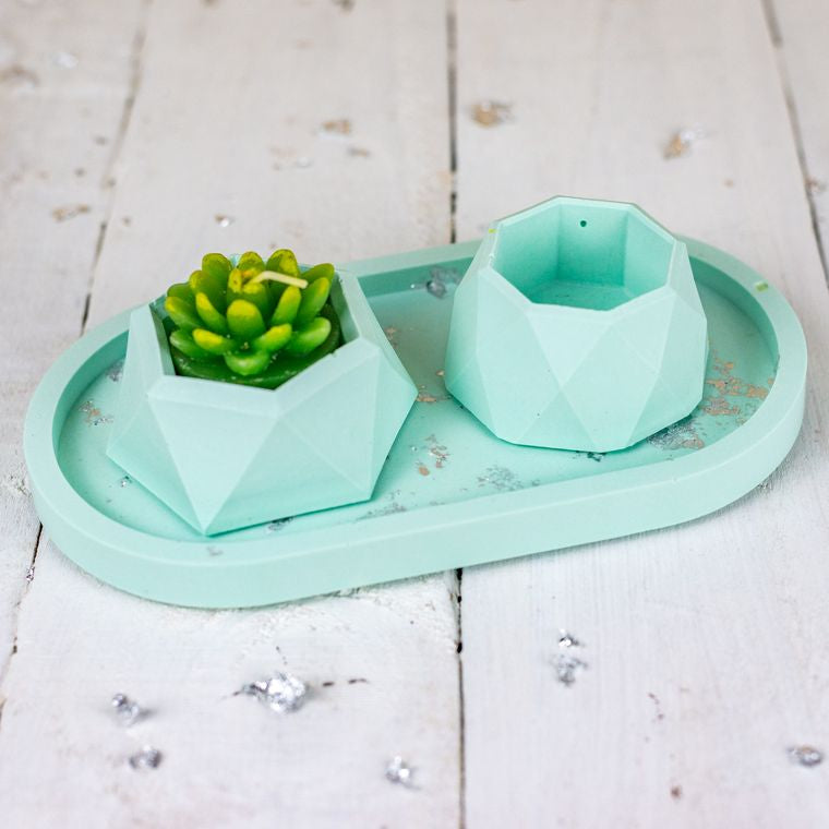 Pastel green planter and tray set